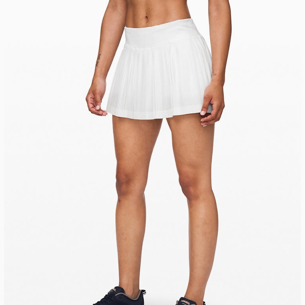 Lululemon Pleat To Street Skirt III White Sz 4 NWT